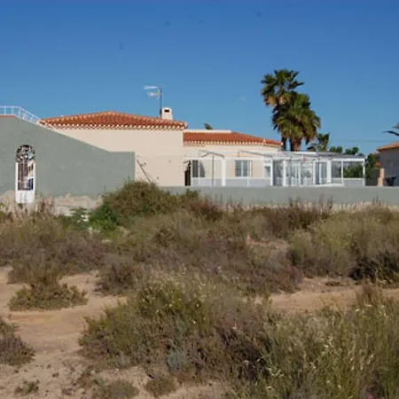 Calle Pablo Neruda Chalet *